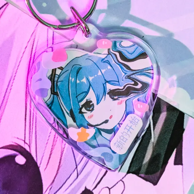 Брелок-сердечко с Мику