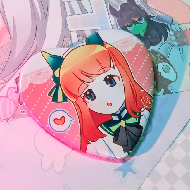 Значок сердечко "Silence Suzuka"